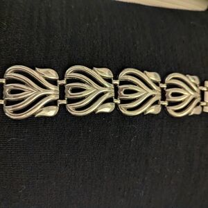 Silver Tone Link Bracelet